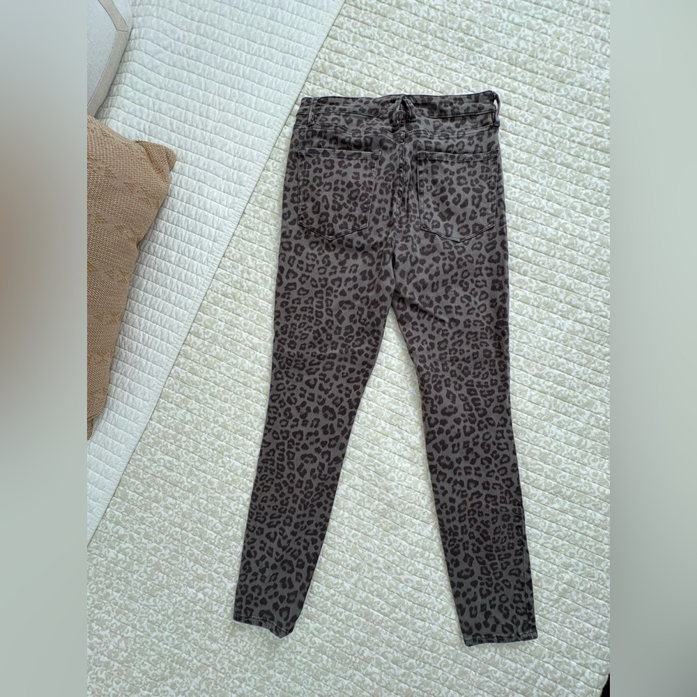 Good American | Good Legs | Gray Leopard Denim Jeans | Size 29 (US 8) - Picture 5 of 16